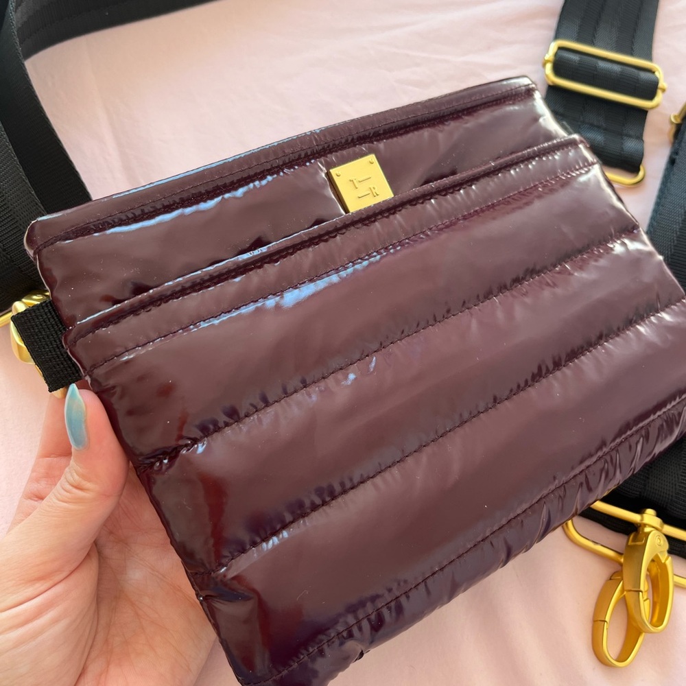 Think Royln puffer cross body bag burgundy - Picture 4 of 5